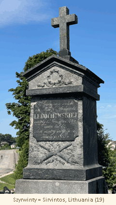 Maria L grave